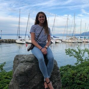 Meet your Posher, Vanessa